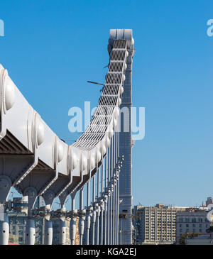 Fragment der Krim-Brücke in Moskau, Russland Stockfoto