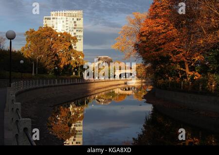 Herbst Farben auf den Rideau Canal, westlich von Lansdowne Park, Ottawa, Ontario, Kanada. Stockfoto