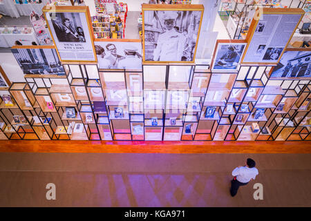 Bangkok, Thailand - 22. Juli 2017: in Erinnerung an seine Majestät König Bhumibol Adulyadej, Fotografie Ausstellung von Book Festival auf der Fashion Isla Stockfoto