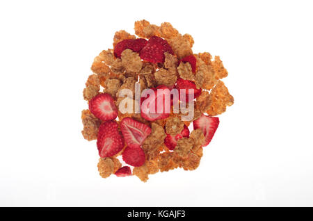 Kellogg's Special K mit roten Beeren Müsli auf weißem Hintergrund Stockfoto