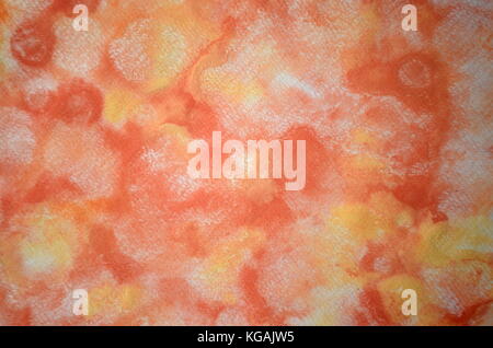 Handgemalte abstrakte Aquarell splatter Muster in gelb, rot und orange für Hintergrund und Kopieren Stockfoto