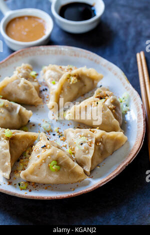 Asiatische Schweinefleisch Knödel Stockfoto