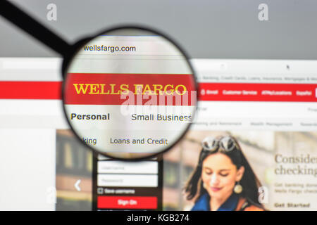 Mailand, Italien - 10 August 2017: Wells Fargo Homepage. Es ist ein amerikanischer International Banking und Financial Services Holding Company. Wells f Stockfoto