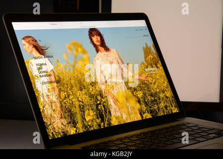 Mailand, Italien - 7. Mai 2017: Homepage der Marke Zara. Es ist ein spanisches Mode-E-Commerce-Geschäft. Stockfoto