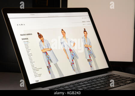 Mailand, Italien - 7. Mai 2017: Zara-Website Homepage. Es ist eine spanische Marke fashion-e-commerce Store. Stockfoto