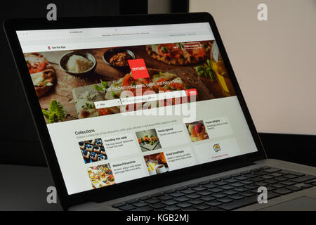 Mailand, Italien - 10 August 2017: Zomato Website Homepage. Es ist ein Restaurant suchen und Discovery Service 2008 gegründet. Zomato Logo sichtbar. Stockfoto