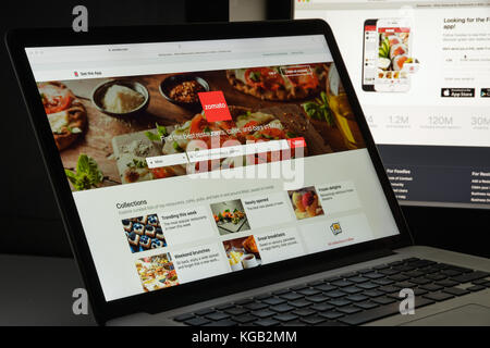 Mailand, Italien - 10 August 2017: zomato Website Homepage. Es ist ein Restaurant suchen und Discovery Service 2008 gegründet. zomato Logo sichtbar. Stockfoto