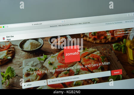 Mailand, Italien - 10 August 2017: Zomato Website Homepage. Es ist ein Restaurant suchen und Discovery Service 2008 gegründet. Zomato Logo sichtbar. Stockfoto