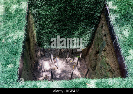 Cu Chi Tunnel - tödliche Falle Stockfoto