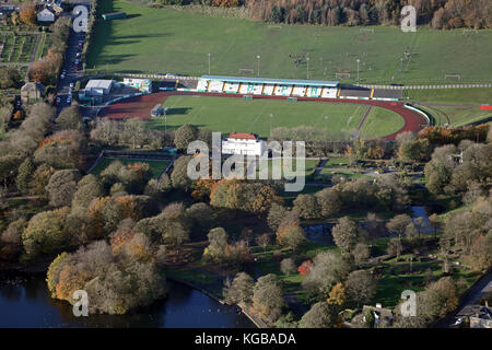 Luftaufnahme von Bradford Park Avenue, horsfall Stadion in Harold Park, Bradford, Yorkshire, Großbritannien Stockfoto