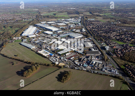 Luftaufnahme von Haydock Lane & Haydock Kreuz Industriegebiete, St Helens, Großbritannien Stockfoto