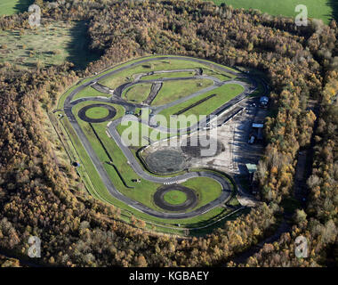 Luftaufnahme der Go Kartbahn Stockfoto