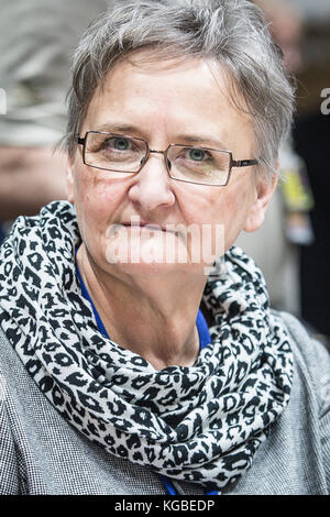 Brüssel, Bxl, Belgien. 6 Nov, 2017. Polnische Vizeminister für Landwirtschaft ewa Lech vor der Landwirtschaft und Fischerei zuständigen Minister Konferenz zur nachhaltigen Nutzung von Pestiziden auf Europäischer Rat in Brüssel, Belgien am 06.11.2017 von wiktor dabkowski Credit: wiktor dabkowski/zuma Draht/alamy leben Nachrichten Stockfoto