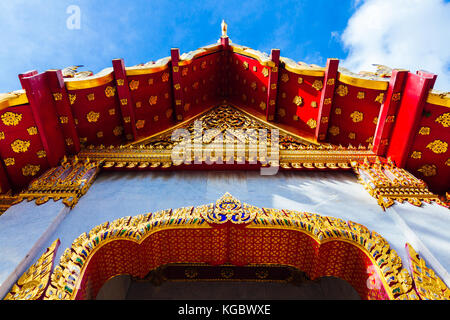 Bangkok, Thailand - 10. September 2016: Wat Benchamabophit auch als Marmor Tempel bei Sonnenuntergang bekannt auf septemper 10, 2016 in Bangkok, Thailand. Stockfoto