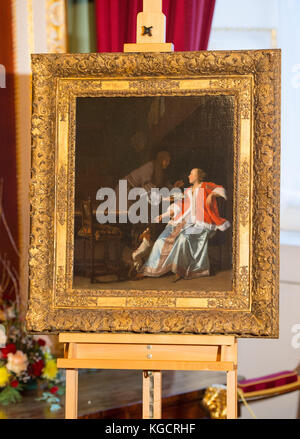 Das niederländische Gemälde „die Austernmahlzeit“ von Jacob Ochtervelt aus dem 17. Jahrhundert, das während des Zweiten Weltkriegs geplündert wurde und nun Charlotte Bischoff van Heemskerck, der Tochter des Eigentümers J H Smidt van Gelder, von der City of London bei einer Zeremonie im Mansion House in London zurückgegeben wurde. Stockfoto