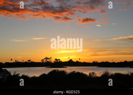 Sonnenuntergang über Malibu Lagoon State Beach, Malibu Kalifornien Stockfoto