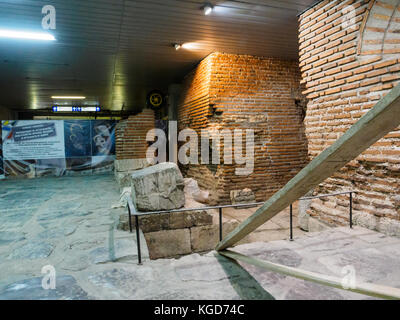 Antike Ruinen aus der römischen Zeit unter der Stadt Sofia, Bulgarien. Stockfoto