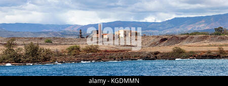 Antenne Kekaha Kauai Hawaii verlassen Zucker Mühle alte verlassene Sugar Mill. Rusty Gebäude und Anlagen. Wirtschaft Tourismus. Agrar Landwirtschaft Stockfoto
