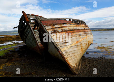 Wracks von Fischerboote in der Nähe von Salen, salen Bay, Isle of Mull, Hebriden, angyll und Bute, Schottland Stockfoto