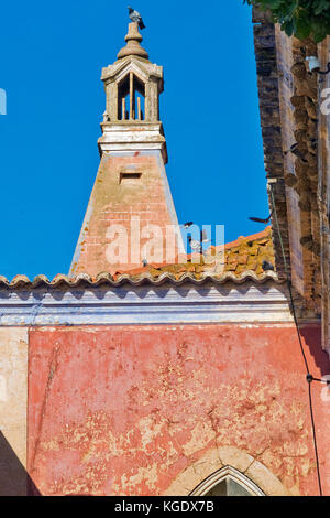 Portugal Algarve: Die Kamine Es gibt eine Eigenschaft des architektonischen Erbes dieser Region. Einige sind sehr aufwendig und ästhetisch Stockfoto