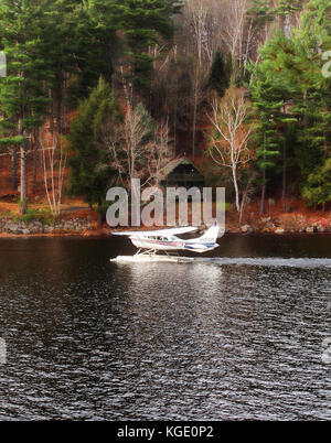 Mit dem Wasserflugzeug vom Langen See Stockfoto