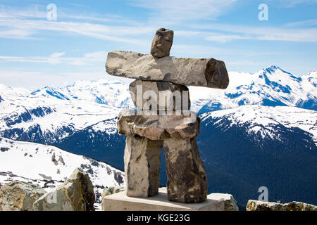 Inuit Inukshuk steinerne Statue, Whistler Mountain Resort, British Columbia, Kanada Stockfoto