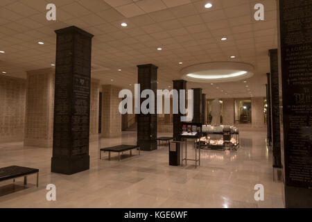 Memorial Hall in der Krypta, die Basilika Nationalheiligtum der Unbefleckten Empfängnis in Washington DC, USA. Stockfoto