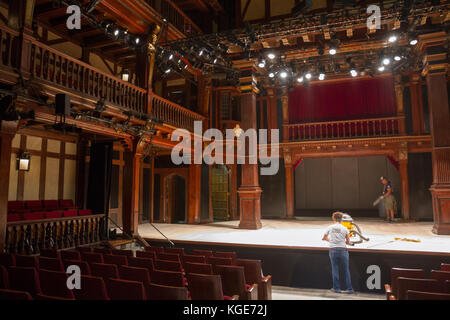 Das elisabethanische Theater an der Folger Shakespeare Library, Bibliothek des Kongresses, Washington DC, USA. Stockfoto