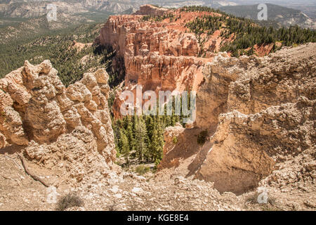 Rainbow Point, Utah Nationalparks. Schluchten, Wanderwege, Natural Bridges, Felsformationen und die Landschaft. Stockfoto