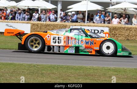 1991 Le Mans siegreichen Mazda 787b, durch Weidler, Herbert und gachot angetrieben, hier am Goodwood Festival der Geschwindigkeit 2015 Stockfoto
