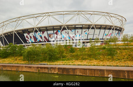 London 2012 Olympiastadion jetzt das Haus von West Ham United Football Club, Queen Elizabeth Olympic Park, Stratford, London Stockfoto