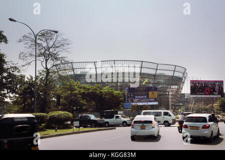 Colombo Sri Lanka Nelum Pokuna Mahinda Rajapaksa Theater und Verkehr Stockfoto