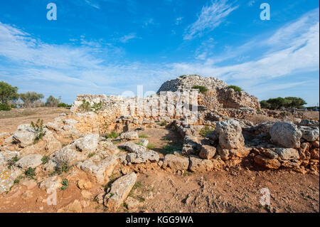 Talaiotic Heiligtum Komplex in So na Cacana, Menorca, Balearen, Spanien, Mittelmeer. Stockfoto