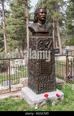 DEADWOOD, SOUTH DAKOTA – 22. SEPTEMBER: Grabstätte von Wild Bill Hickok auf dem Mount Moriah Cemetery in Deadwood, South Dakota Stockfoto