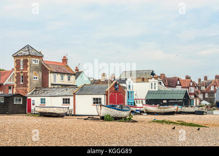 Waterfront von Aldeburgh, einer Küstenstadt in Suffolk, East Anglia, England. Stockfoto