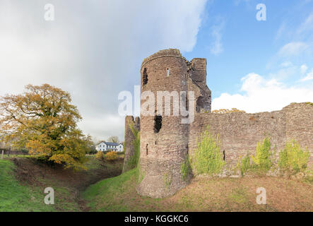 Herbst bei Grosmont Schloss, "Castell y Grysmwnt' Grosmont, Monmouthshire, Wales, Großbritannien Stockfoto