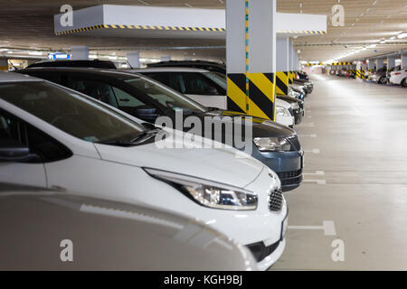 Tiefgarage Stockfoto