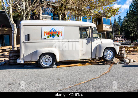 Eine Werbung Lkw für Mammut Brewing Company in Mammoth Lakes Kalifornien Stockfoto