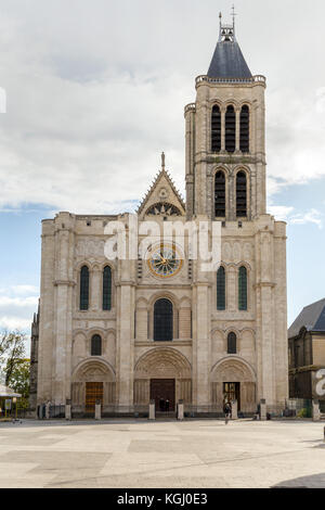 Blick auf die Basilika Saint Denis (Basilique Saint-Denis), Paris, Frankreich. Stockfoto