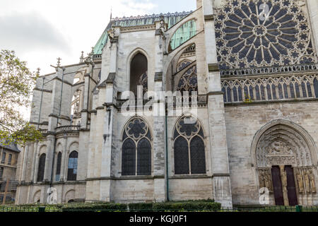 Außenansicht der Basilika Saint Denis (Basilika Saint-Denis) Paris, Frankreich. Stockfoto