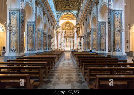 Amalfi, Italien - die ehrfürchtigen historischen Zentrum der touristischen Stadt in der Region Kampanien, Golf von Salerno, Süditalien. Stockfoto