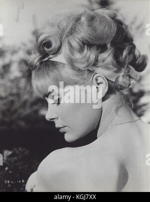 1964: ELKE SOMMER in der Dunkelheit. Quelle: United Artists/Entertainment Pictures/ZUMA Wire/Alamy Live News Stockfoto