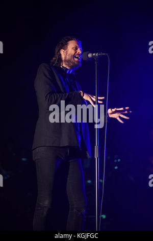 Hammersmith, London, Großbritannien. 08 Nov, 2017. Vater Johannes Misty (Real Name: josh Tillman) live auf der Bühne bei eventim Hammersmith Apollo in London. foto Datum: Mittwoch, 8. November 2017. Quelle: Roger Garfield/alamy leben Nachrichten Stockfoto