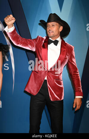 Nashville, Tennessee, USA. 8 Nov, 2017. tim Mcgraw auf der 51. jährlichen CMA Awards, die größte Nacht Country Musik, Music City Center statt. Credit: laura Farr/admedia/zuma Draht/alamy leben Nachrichten Stockfoto