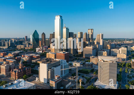 DALLAS, Texas - 13. MAI: Luftaufnahme der Skyline von Dallas, Texas am 13. Mai 2017 Stockfoto