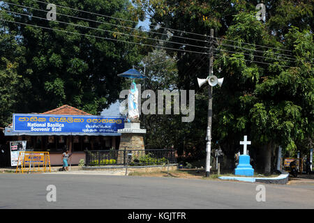 Basilika Unserer Lieben Frau von Lanka tewatte ragama Sri Lanka souvenir Stall und Statue Unserer Lieben Frau von Lourdes Stockfoto