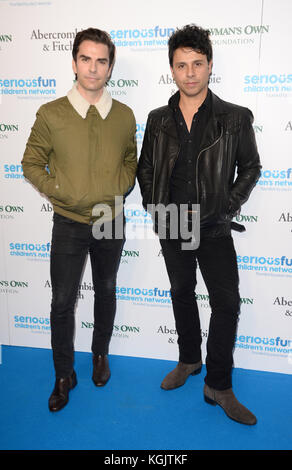 Foto Muss Gutgeschrieben werden ©Alpha Press 078237 07/11/2017 Kelly Jones und Adam Zindani im SeriousFun Children's Network London Gala 2017 im Roundhouse in London Stockfoto