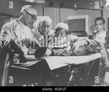 Auf Krankenschwester (1959), Kenneth Connor Stockfoto