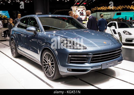 FRANKFURT, Deutschland - 12.September 2017: Neue 2018 Porsche Cayenne S Auto auf der Frankfurter Automobilausstellung IAA 2017. Stockfoto