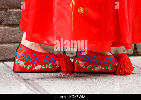 Traditionelle chinesische Brautschuhe Stockfoto